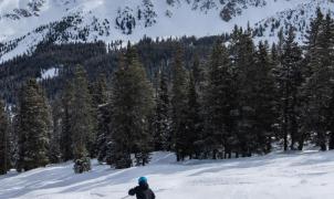 Arapahoe Basin en Colorado extiende la temporada de esquí hasta junio