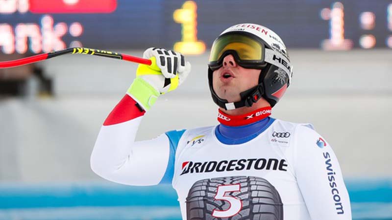 El suizo Beat Feuz doma una pista muy complicada y gana el descenso de Garmisch