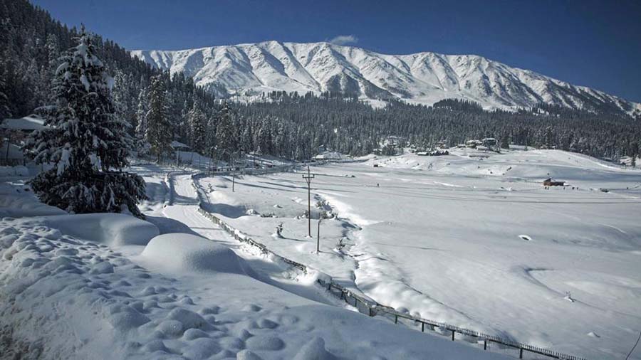 Muere un esquiador sueco y otro resulta herido en un avalancha en la estación india de Gulmarg