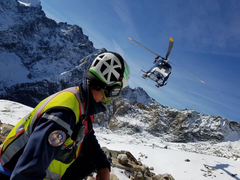 Cinco esquiadores muertos y cinco heridos en tres avalanchas en el macizo de Ecrins