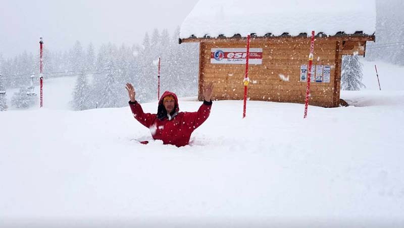El "paquetón" de Ana deja casi tres metros de nieve en los Alpes