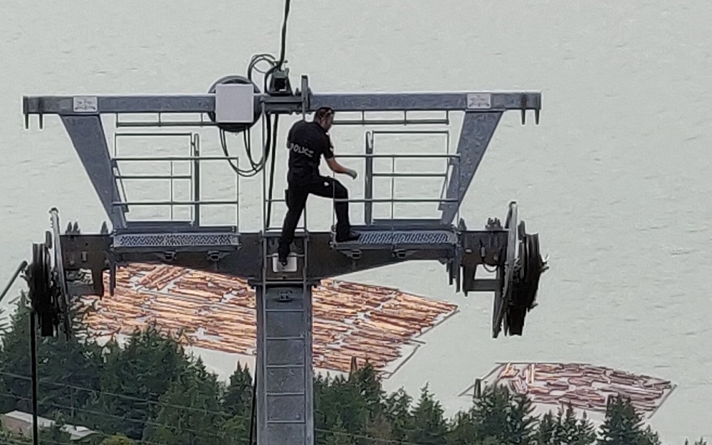 Alerta máxima en las áreas de esquí de Canadá después del presunto sabotaje en Squamish