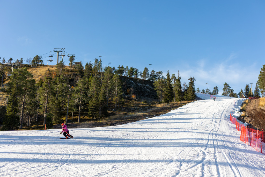 Suecia y Finlandia estrenan la temporada de esquí en Europa