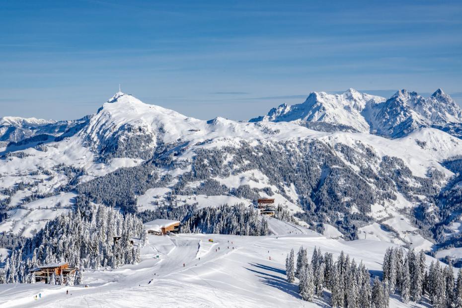 A la venta el forfait más grande del mundo: Snow Card Tirol, para esquiar en 4.000 km de pistas