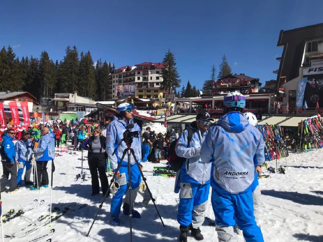 Los monitores de esquí de Andorra temen perder sus empleos este invierno