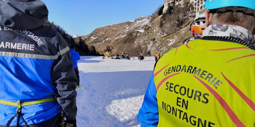 Un joven muere haciendo kayak de nieve al chocar contra un telesilla en los Hautes Pyrénées