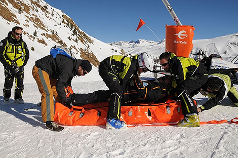 Un esquiador en estado grave en un fin de semana récord de accidentes en Andorra