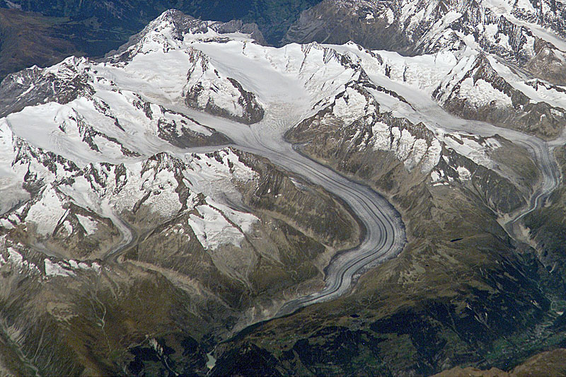 Los Alpes suizos se mueven en los últimos días hasta 80 cm diarios