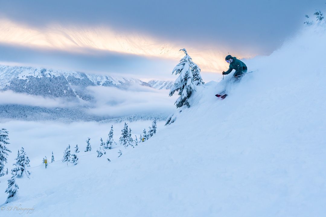 Una estación de esquí de Alaska es la que tiene ahora más nieve del mundo: 13 metros y subiendo