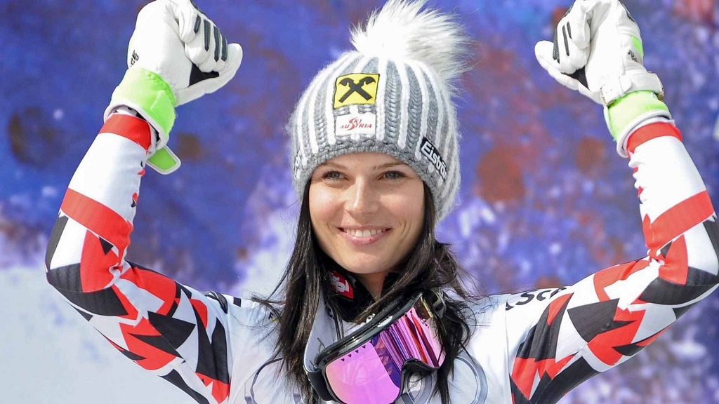 Anna Fenninger, campeona del Mundo, amenaza con abandonar el equipo austriaco de esquí
