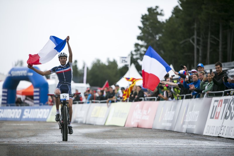 Francia gana la competición de relevos por equipos de cross-country de los Campeonatos del Mundo UCI