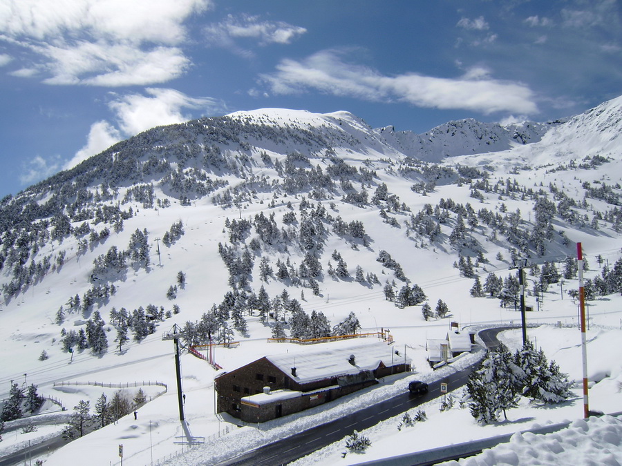 Un referéndum en Ordino podría decidir el futuro de la estación de esquí de Arcalís