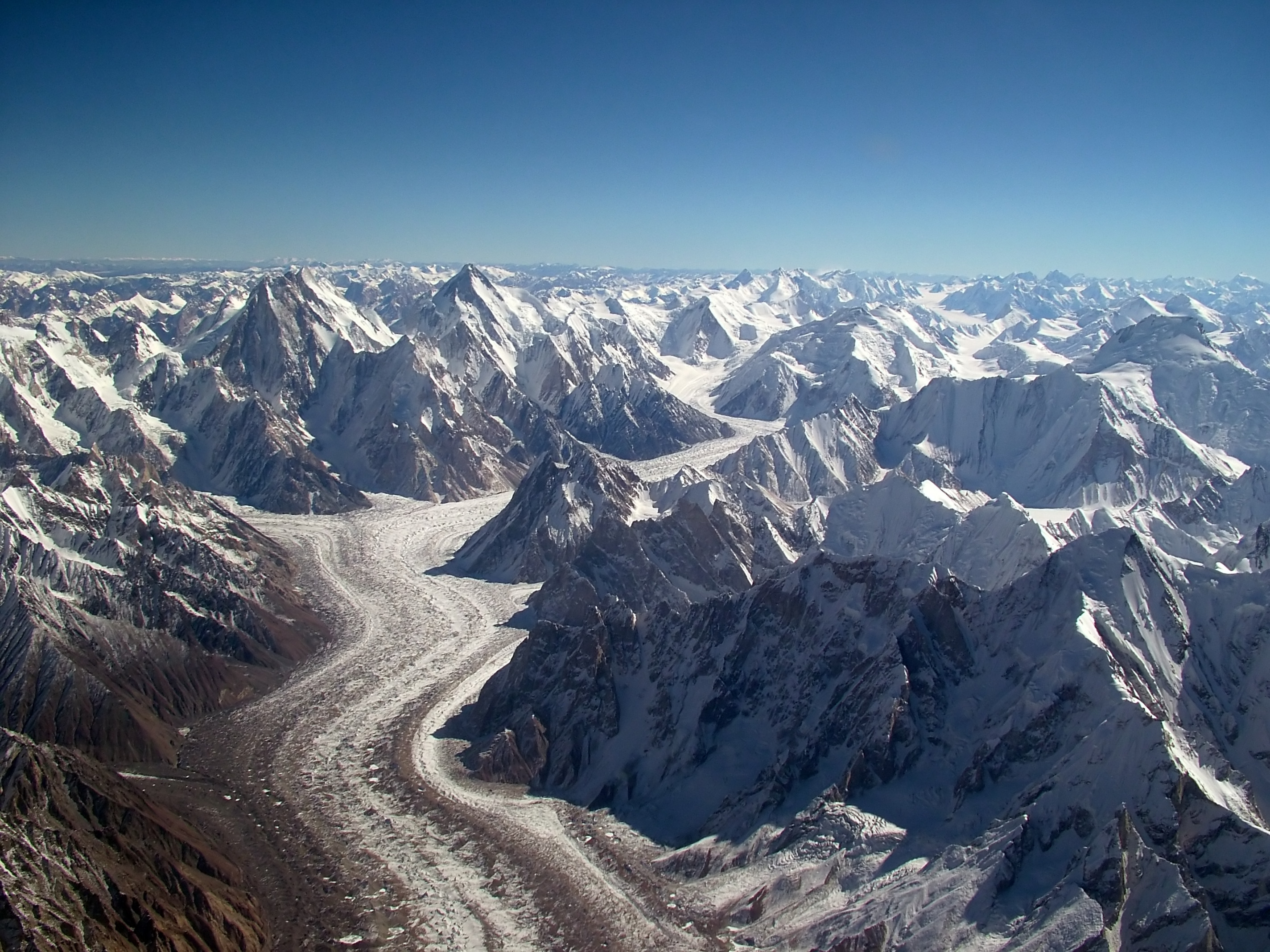 El Himalaya grabado a 7000 metros de altura como nunca lo habías visto