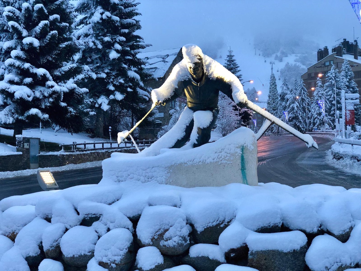 Los 30 cm de nieve recién caídos impulsan a Baqueira Beret hasta los 62 km esquiables