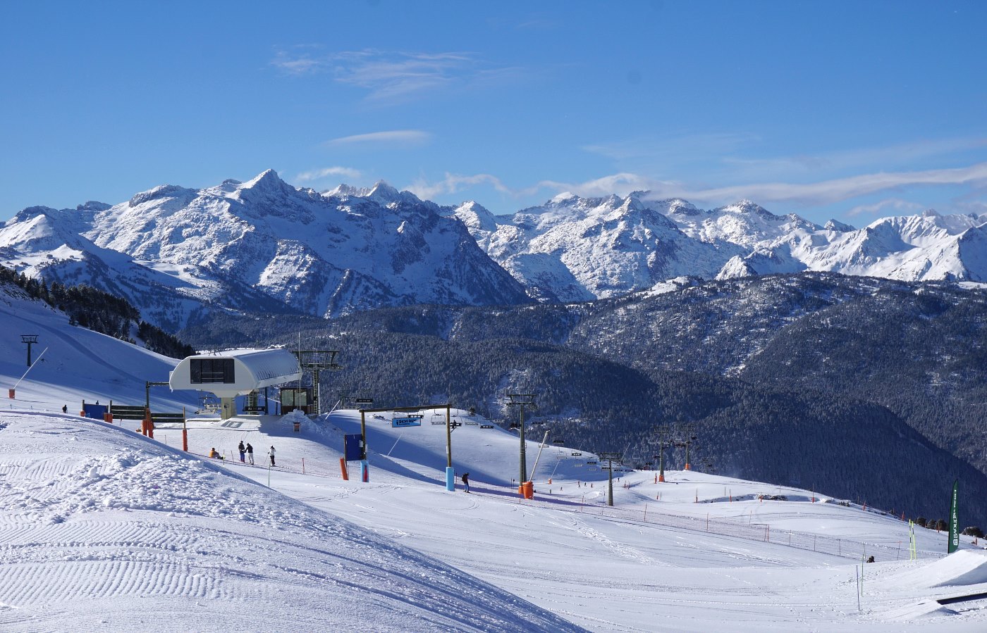 Baqueira celebra este fin de semana el Día Mundial de la Nieve con 115 km esquiables