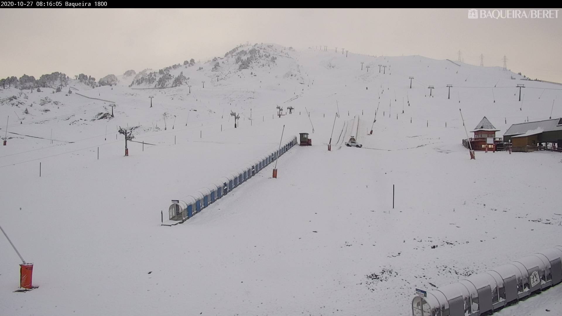 Fotos y vídeos: La nieve se empeña en seguir cayendo en las estaciones de esquí este otoño