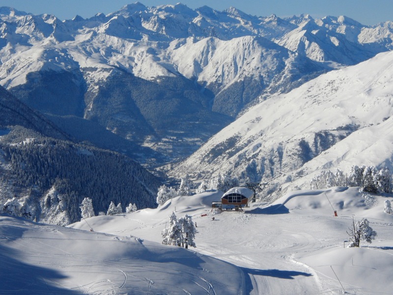 Baqueira Beret cierra la temporada tras 150 días y 772.000 esquiadores