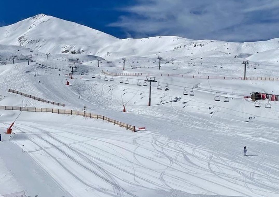 La mayoría de las estaciones de esquí llegan a su último fin de semana en manga corta
