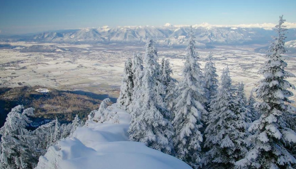 Proyecto para construir una mega estación de esquí de 4.600 hectáreas en Canadá