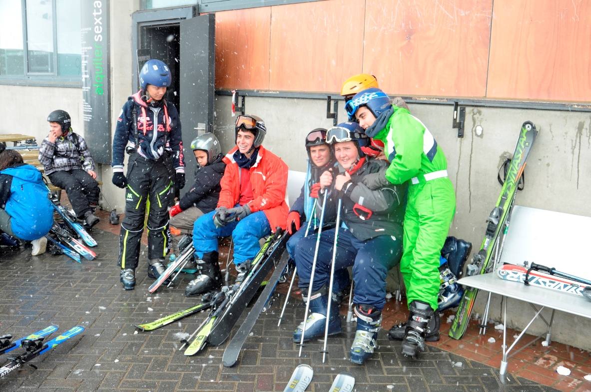 Aramón invita a esquiar a niños con cáncer de toda España