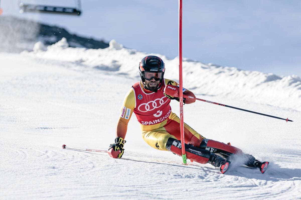 Arrieta Rodríguez y Aingeru Garay, campeones de España de Esquí Alpino SL en Sierra Nevada