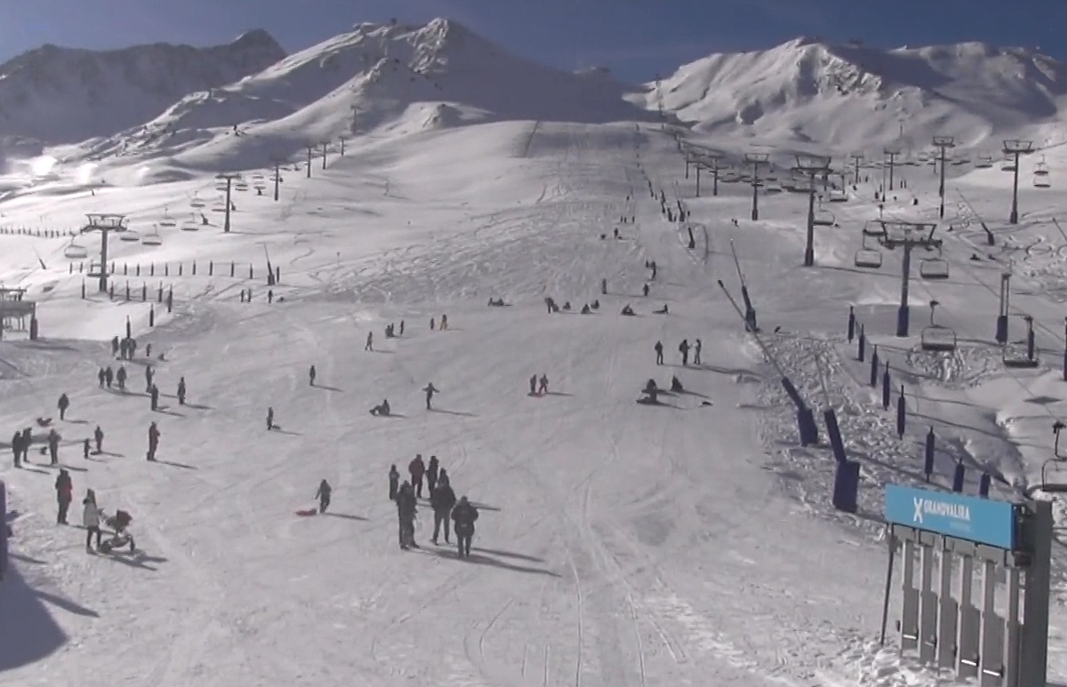 Las estaciones de esquí andorranas abrirán el 2 de enero solo para los andorranos