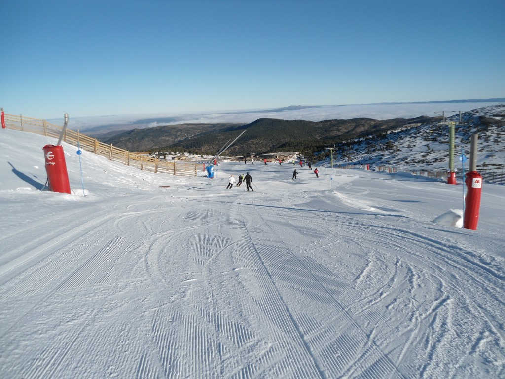 Las estaciones de Aramón ofrecen 60 km esquiables para inaugurar la temporada de esquí este fin de semana.