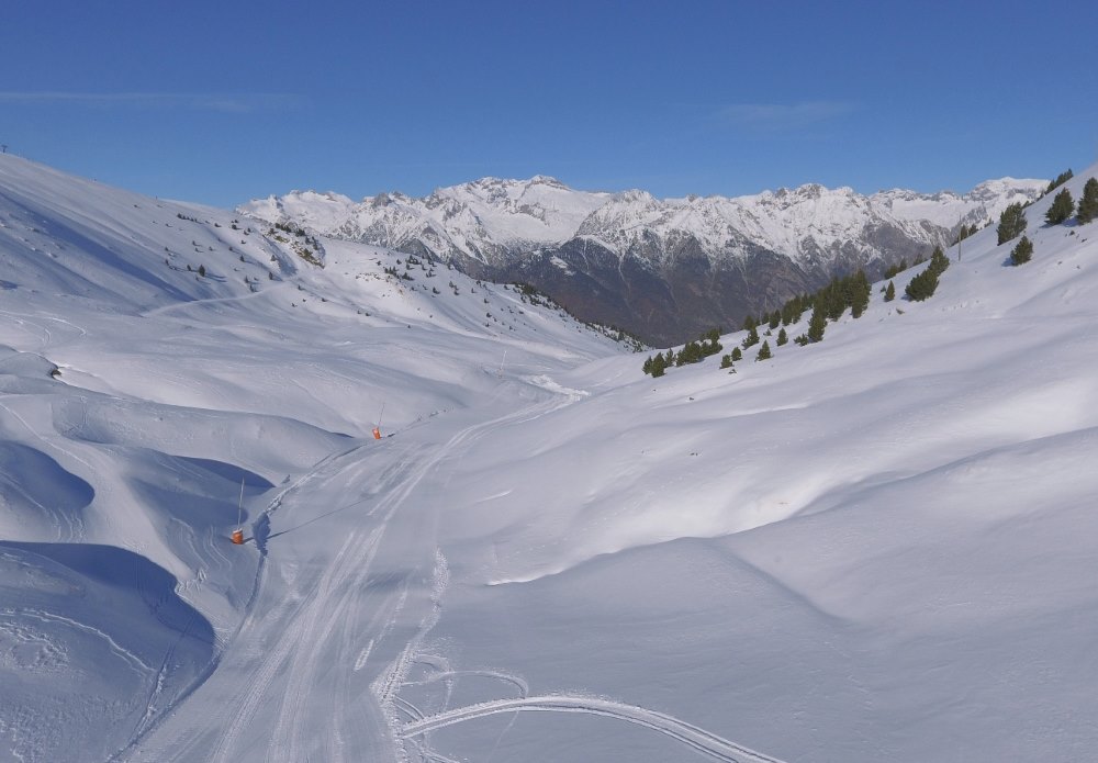 Las estaciones de Aramón, Cerler y Formigal-Panticosa abren el viernes con 115 km de pistas