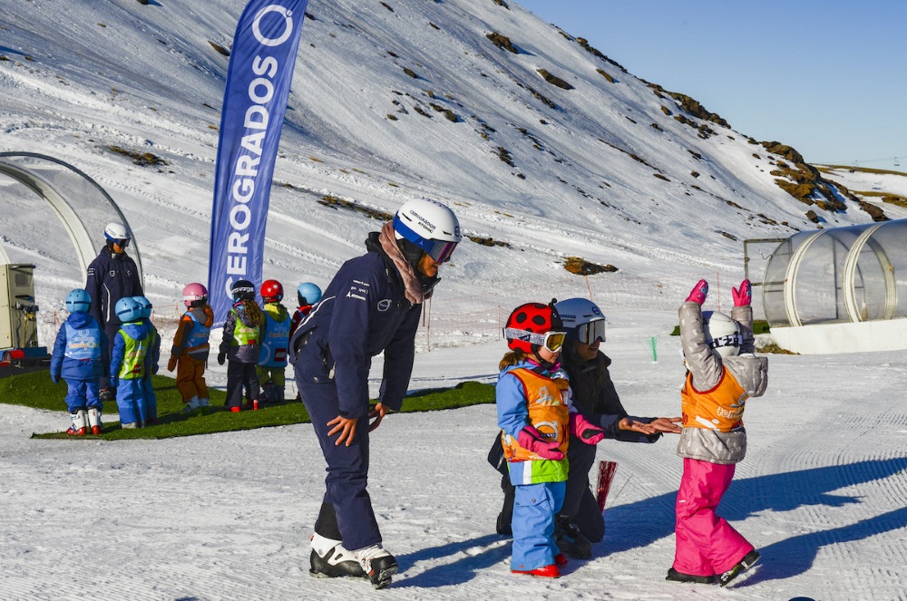 Gracias a la iniciativa del "Premio Descubre la Nieve" de la RFEDI 2.000 niños irán a la nieve 