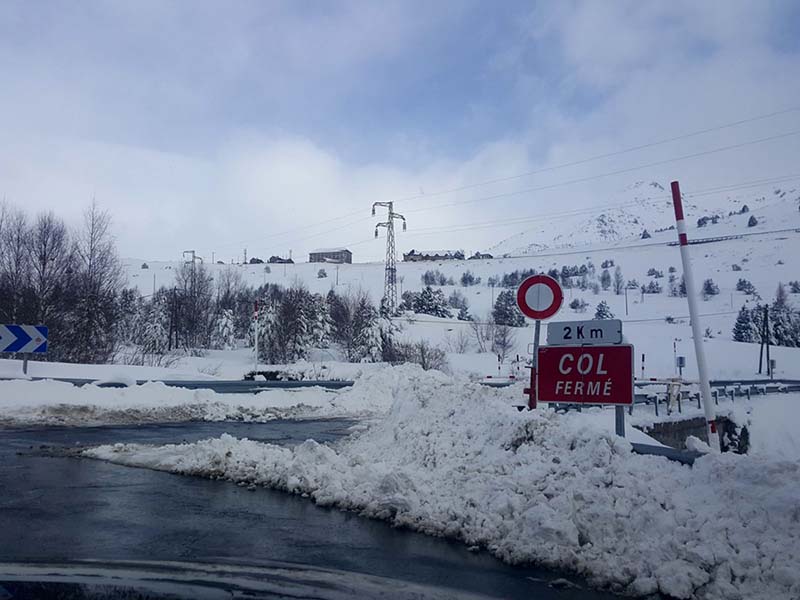 Por Que Francia Cierra Los Accesos Al Pas De La Casa Tan A Menudo Lugares De Nieve