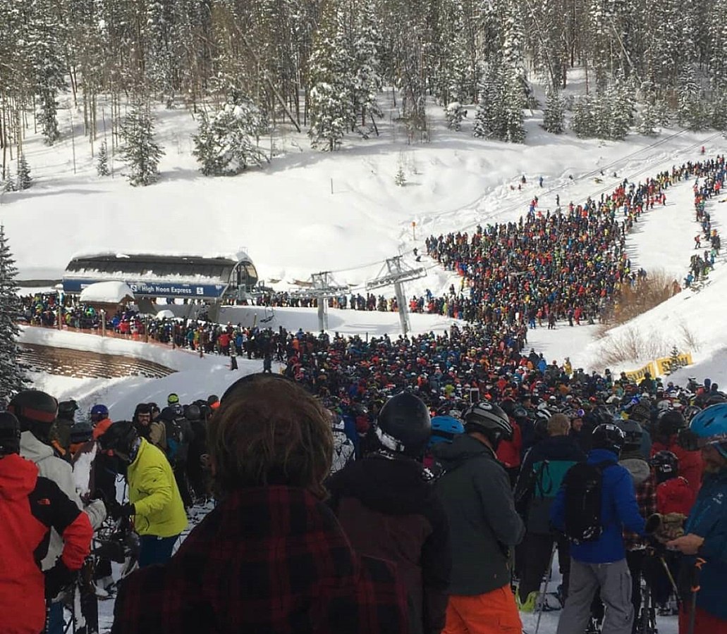 El grupo de estaciones más grande del mundo limitará los esquiadores en sus pistas