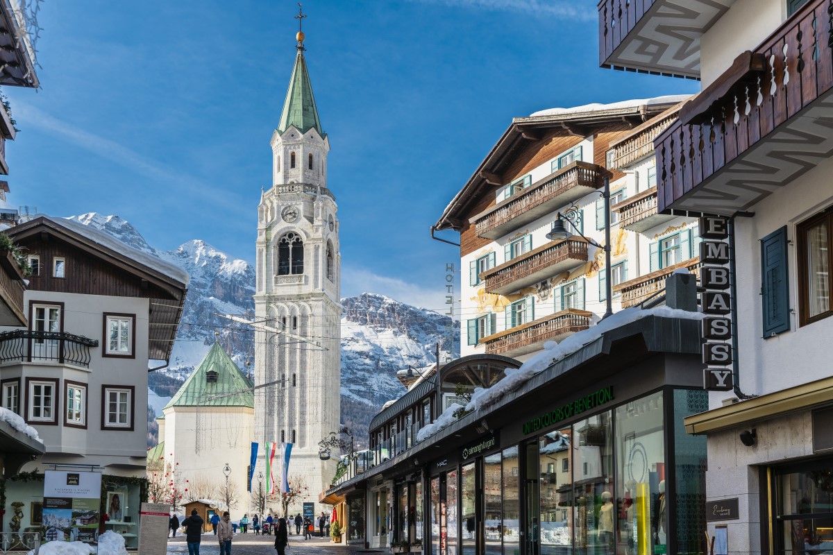 64 municipios turísticos de las Dolomitas demandan a China por daños y perjuicios