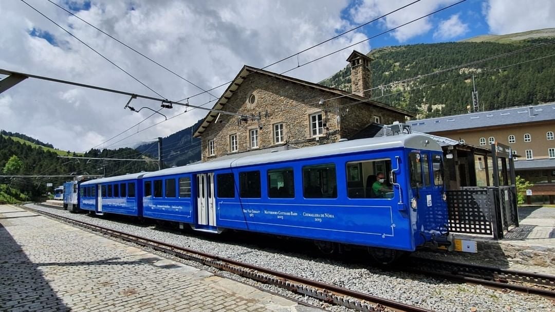 FGC presenta el nuevo acceso automatizado a los trenes cremallera de la Vall de Núria