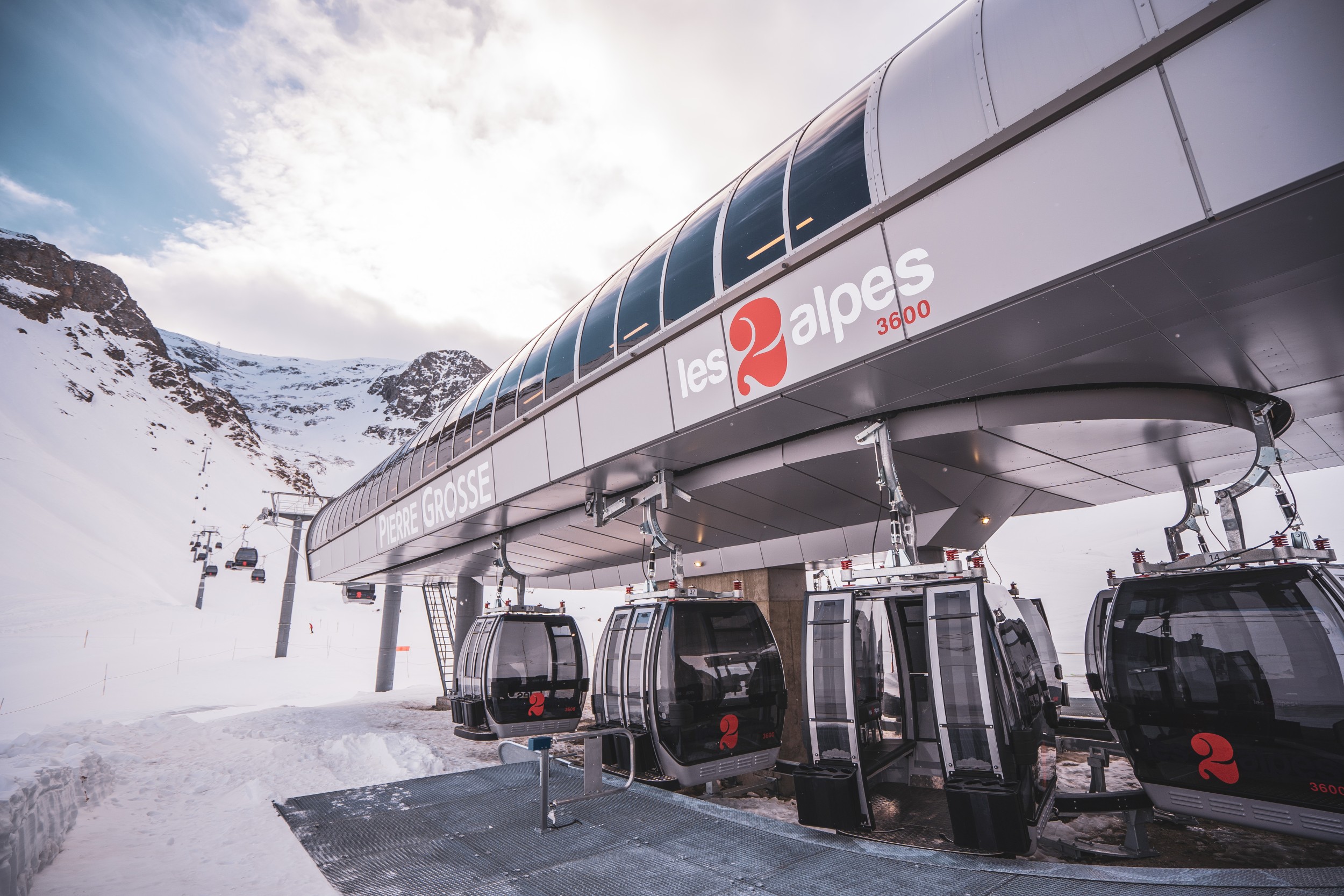Abandono del proyecto de enlace por cable entre Alpe d'Huez y Les 2 Alpes