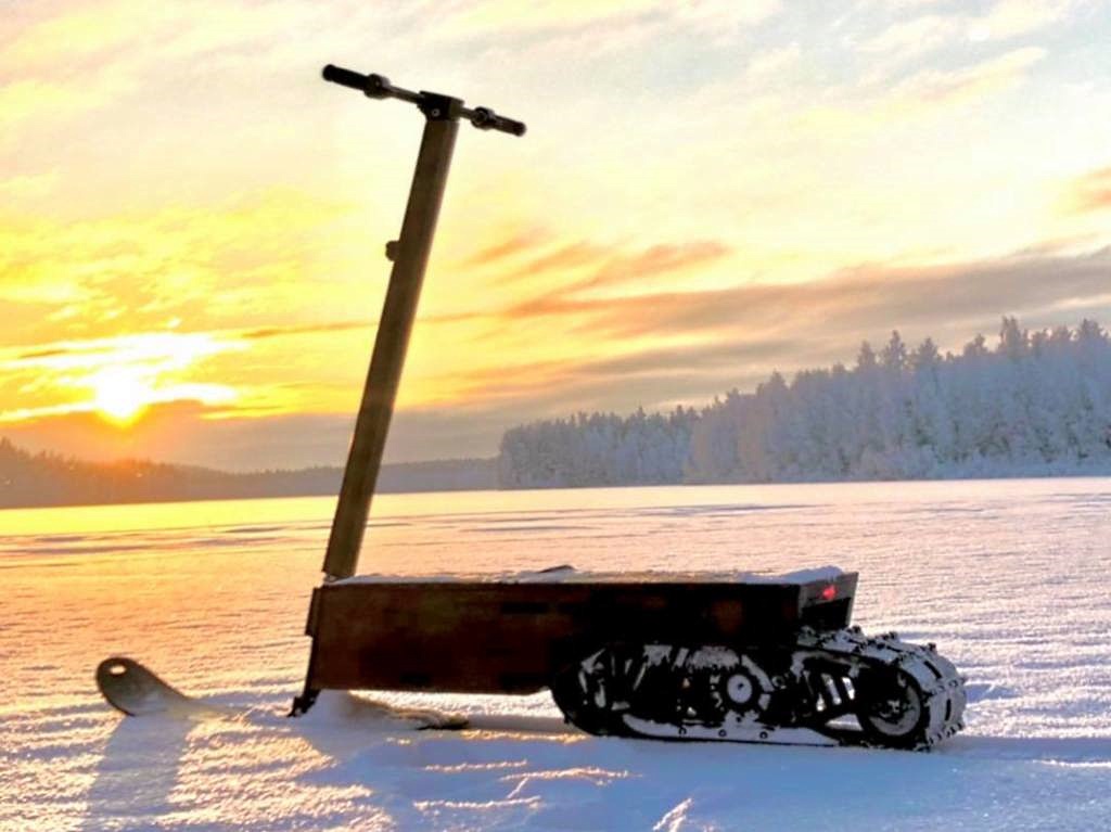 Llega el primer patinete eléctrico para la nieve. Eso sí, prepara unos 6.000€