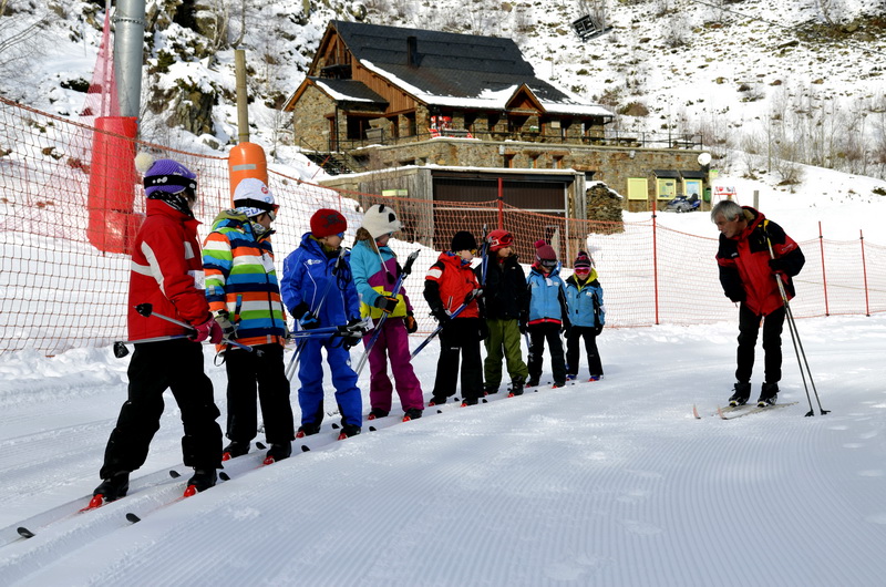 Llega la asignatura obligatoria de esquí a 10 escuelas más de Lleida