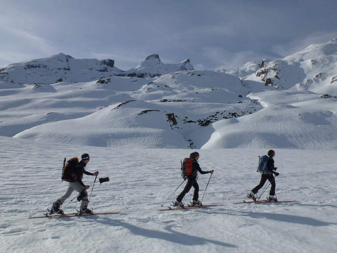 El aumento de practicantes de esquí de montaña en pistas incrementa el riesgo de accidentes