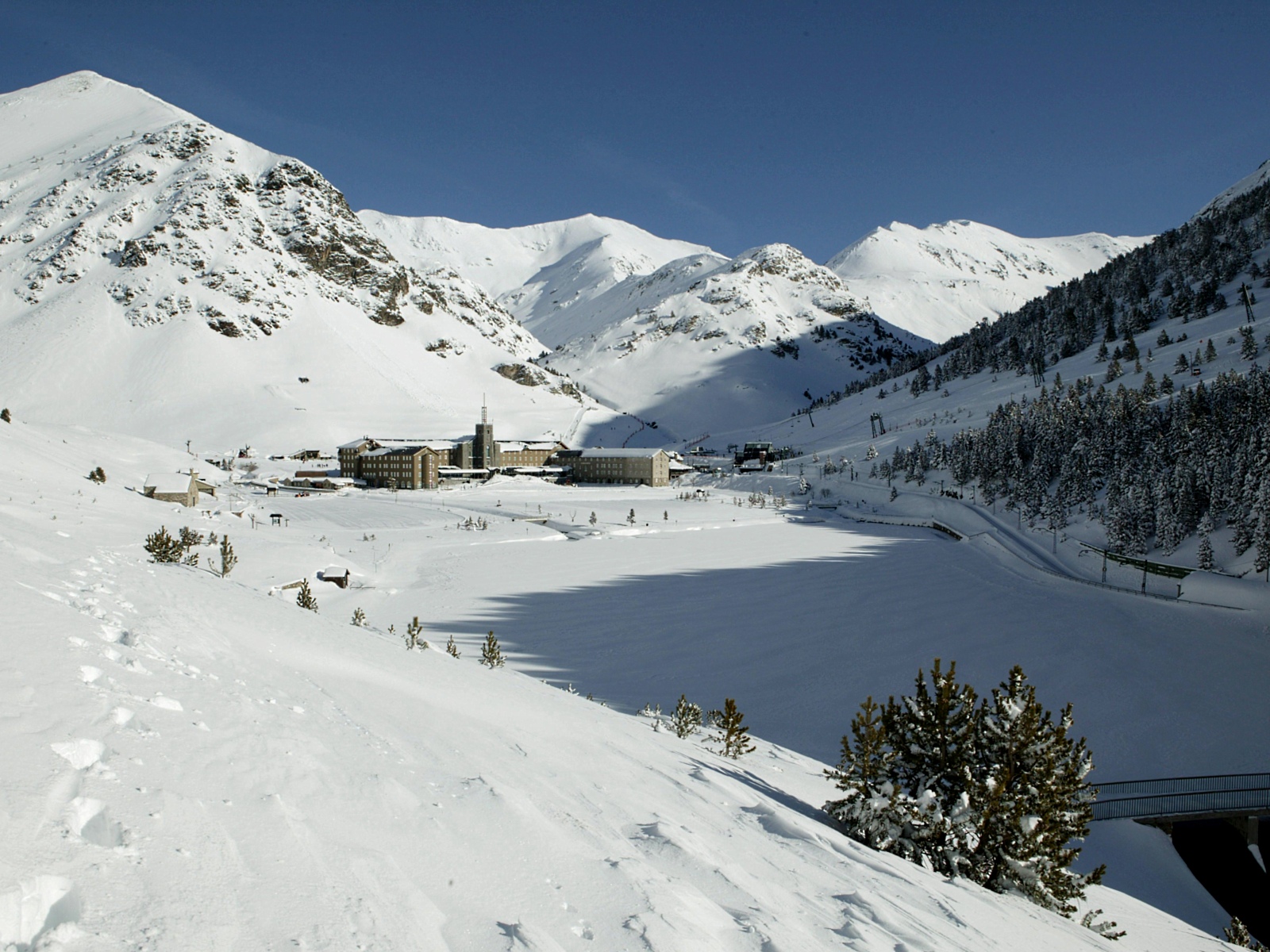 Imagen de la estación de esqui de Vall de Nuria
