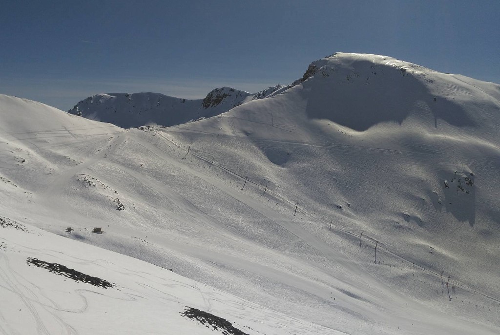 Raquetas de nieve, una buena opción de montaña - San Isidro Estación  Invernal y de Montaña