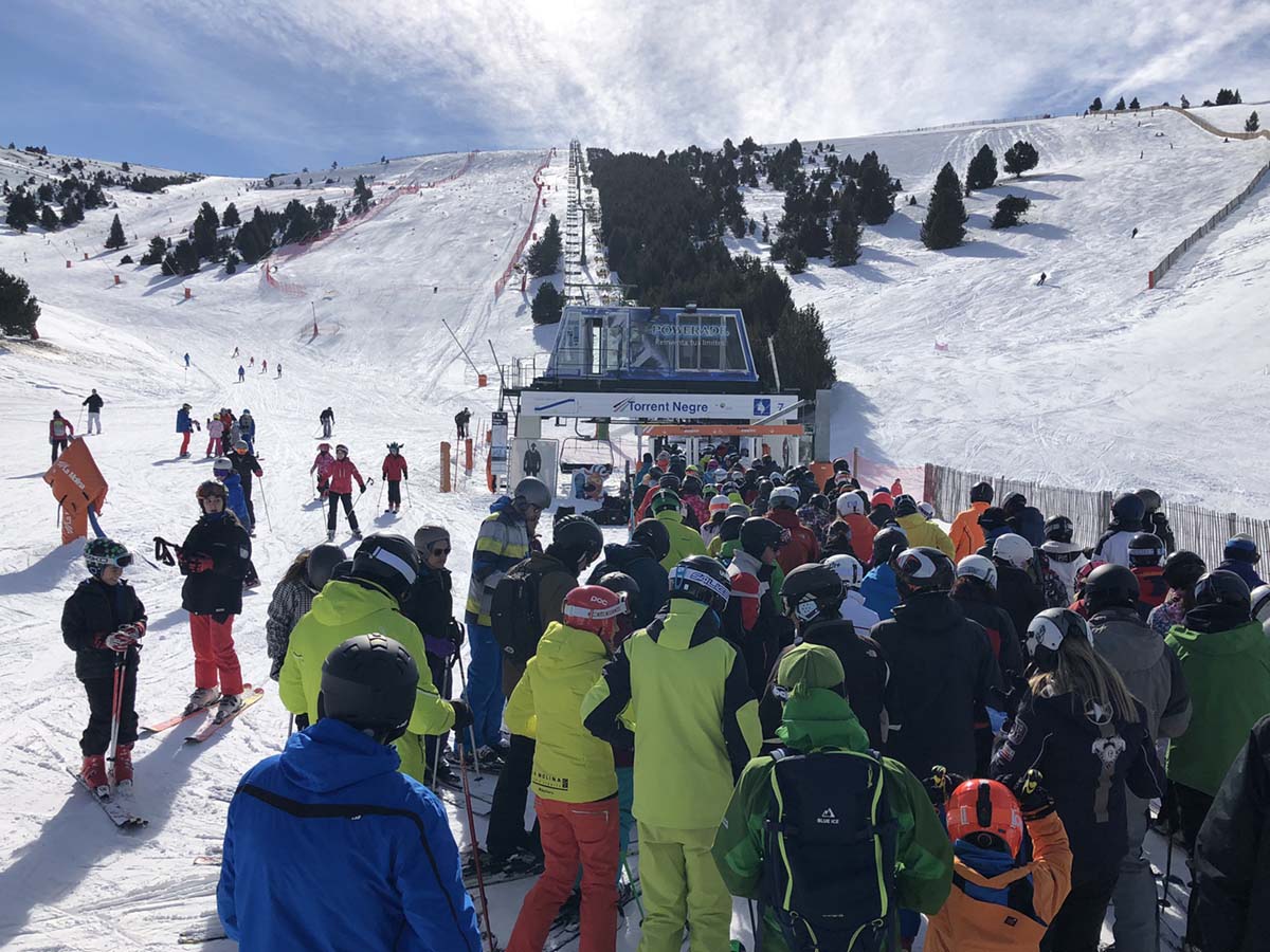 Otro febrero pletórico en las estaciones de esquí de los Pirineos