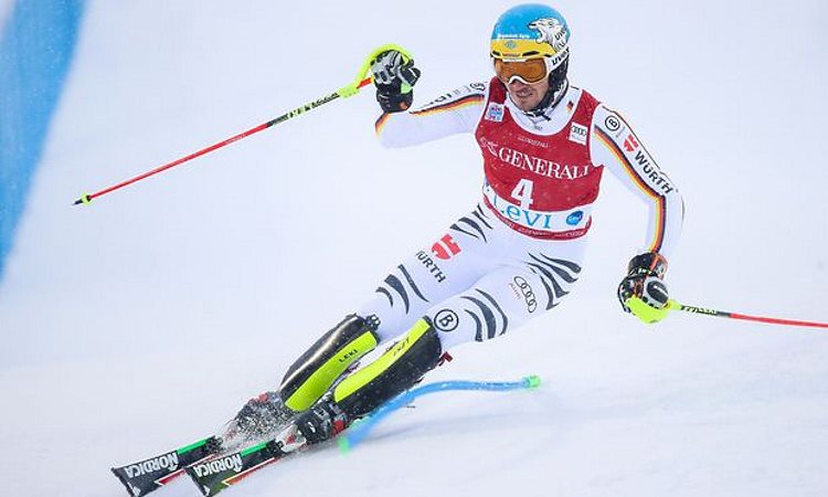 Victoria y liderato para Felix Neureuther en el slalom de Levi