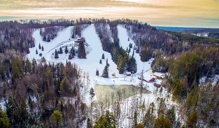 Se vende un chalet con estación de esquí incluida por 'sólo' un millón de euros, ¿quién se anima? 