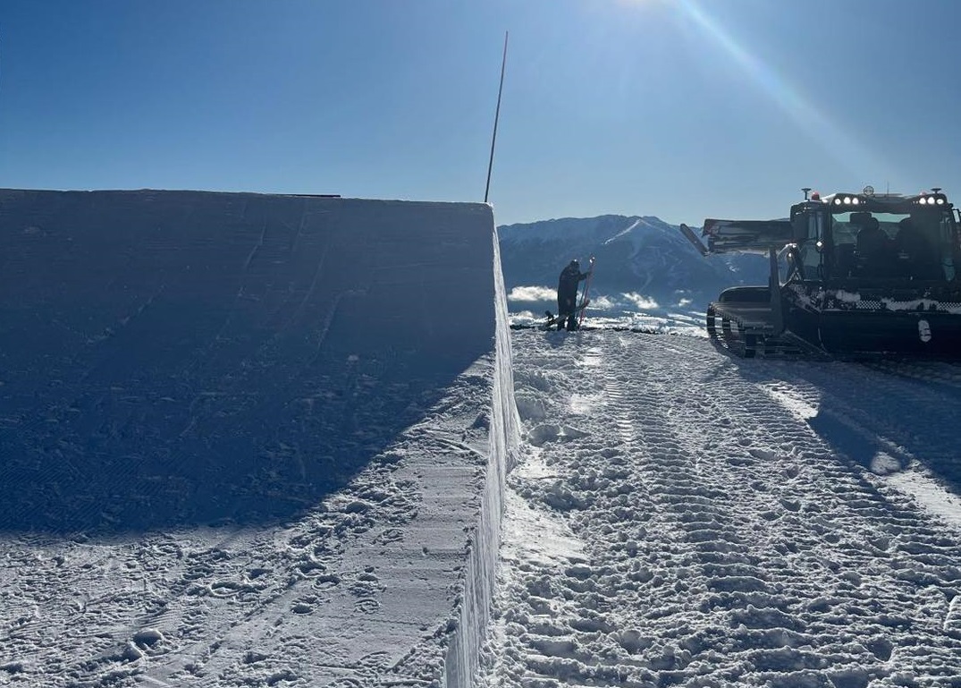 Les Neiges Catalanes buscan trabajadores para sus estaciones de esquí para la temporada 23-24