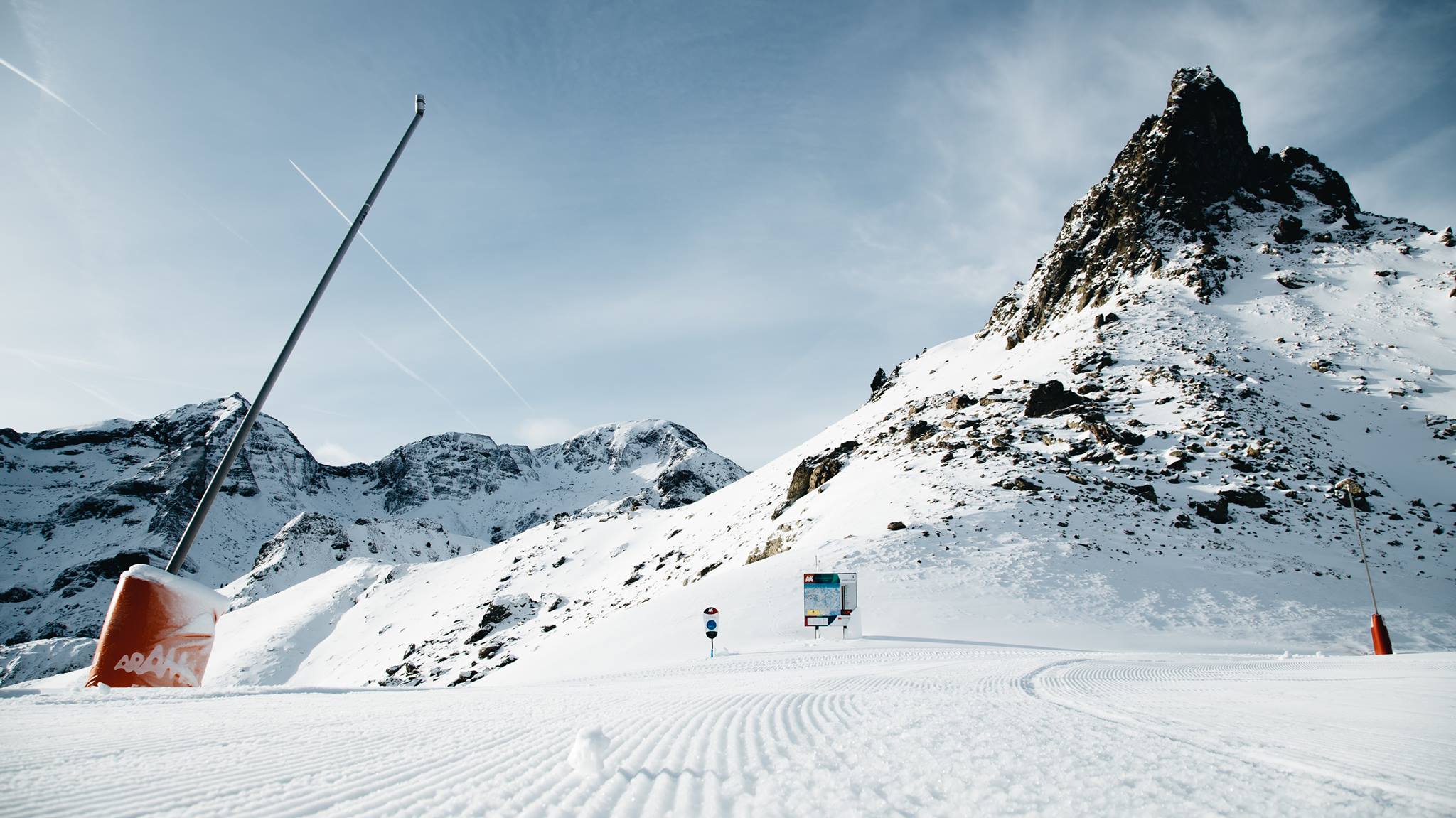 Primer día de esquí de la temporada en Formigal, Astún y Valdelinares