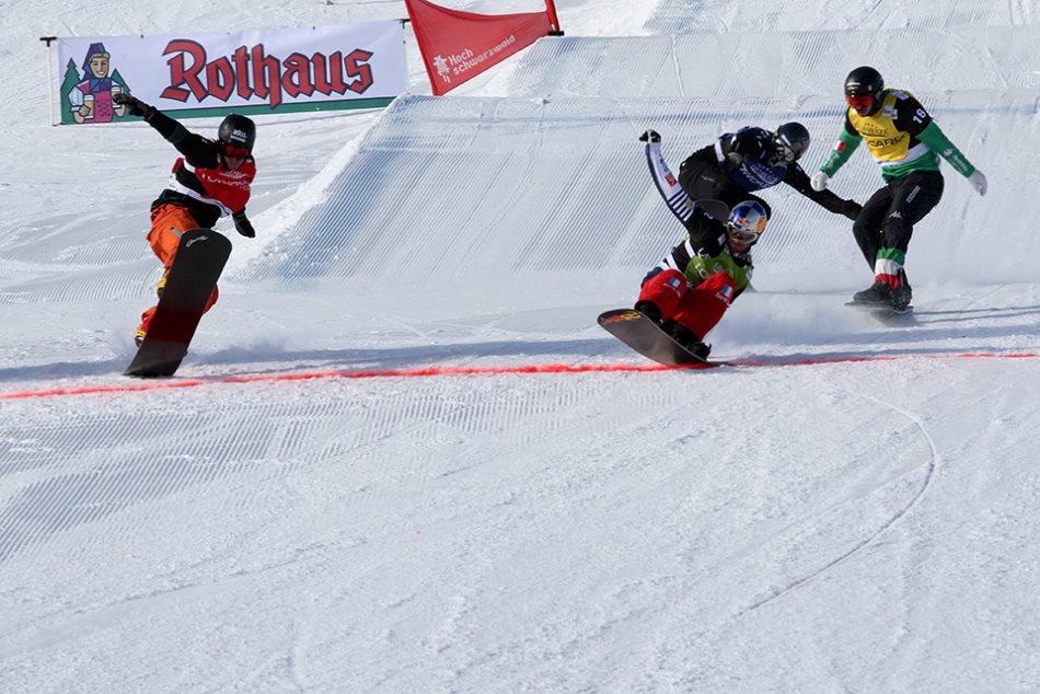 Vídeo de Lucas Eguibar y su segundo puesto de foto finish en la Copa del Mundo de snowboard