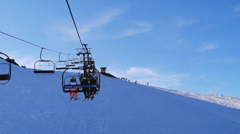 Las pistas de Asturias reciben más de 20.000 esquiadores en navidades