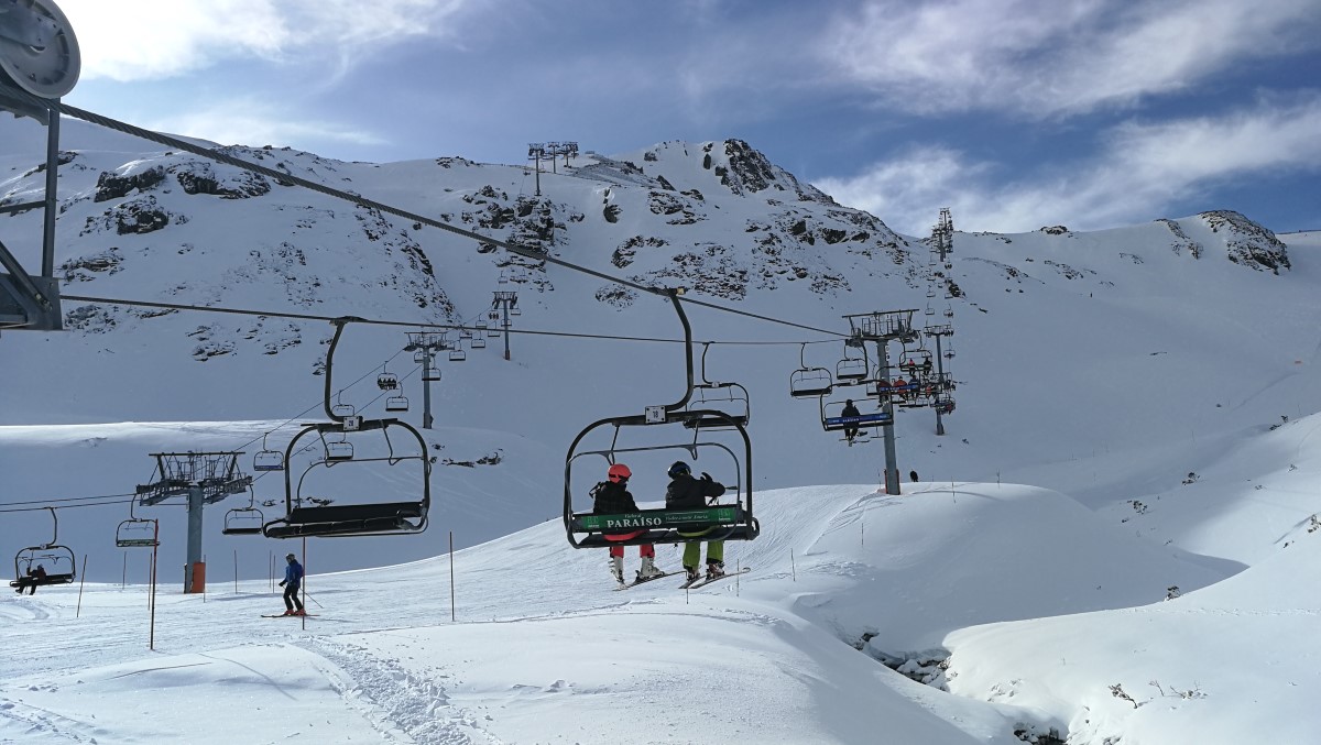 La temporada de esquí en Asturias comenzará el 26 de noviembre y los precios se mantendrán congelados