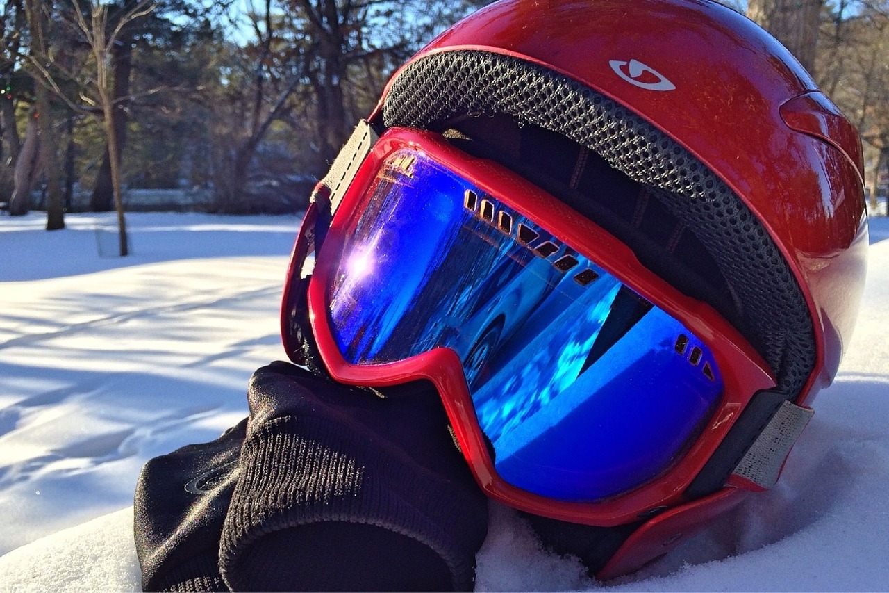 Ojos y nieve: ¿cómo elegir las mejores gafas para esquiar?