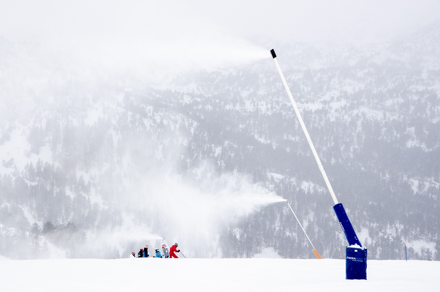 El invierno ha vuelto con nieve y frío, lo que permite a Grandvalira superar los 200 km esquiables