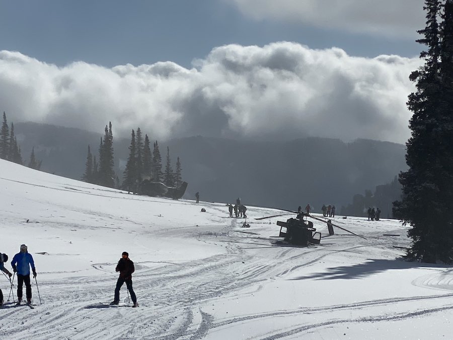 Dos helicópteros de la Guardia Nacional de EE.UU. se estrellan en una pista de esquí de Utah